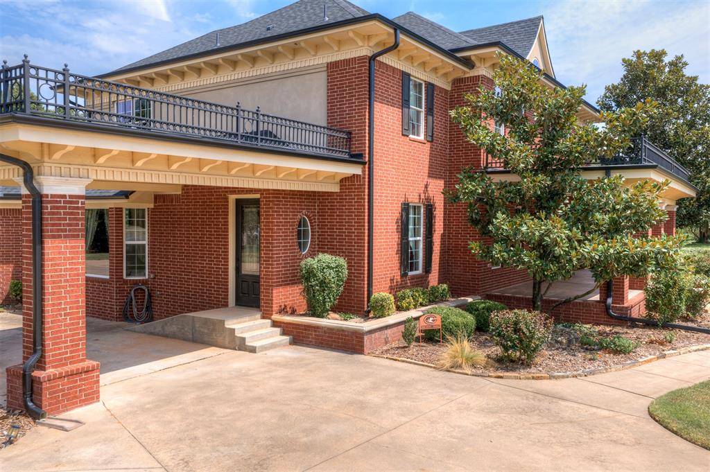 110 Bramble Bush LN, Crescent, OK 73028
