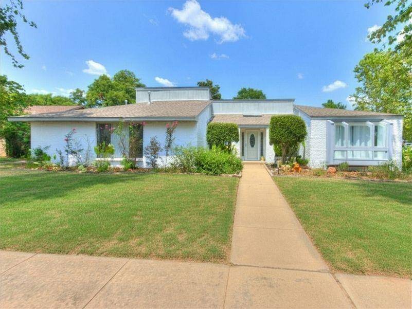 4001 Bluestem CIR, Norman, OK 73072