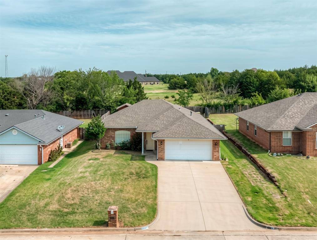 2244 Gray Dove DR, Shawnee, OK 74804