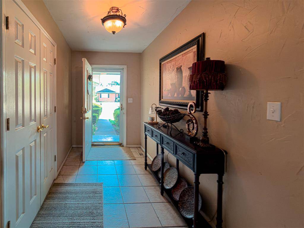 141 Sheridan PL, Chickasha, OK 73018