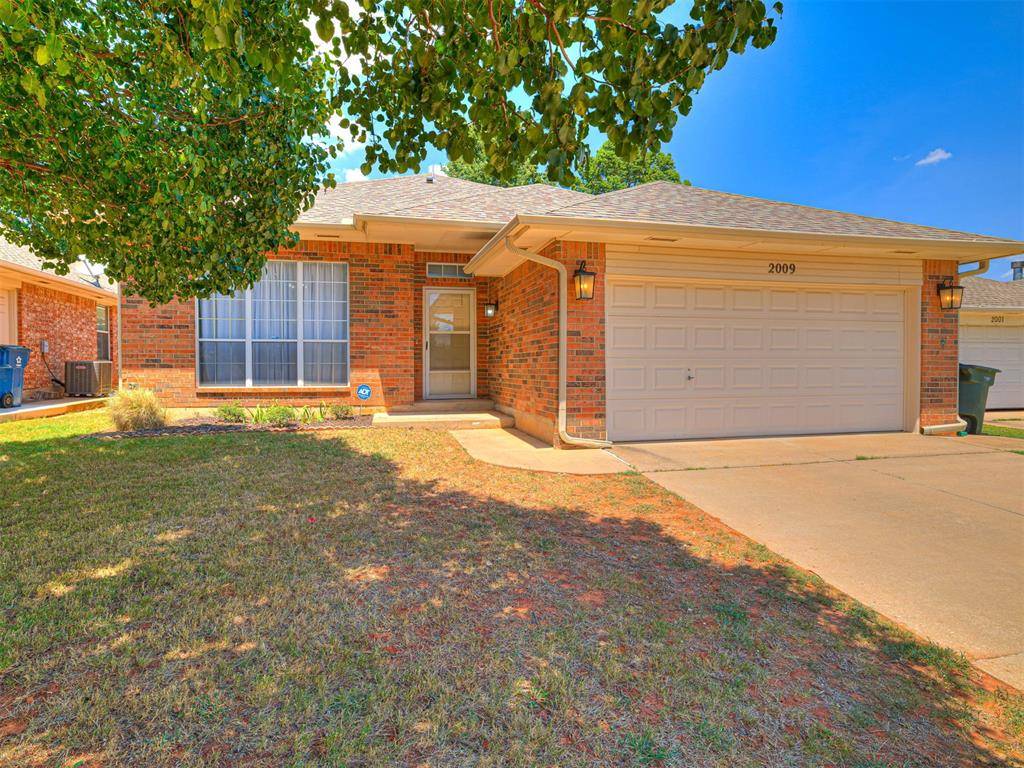 2009 Emerald Brook CT, Edmond, OK 73003
