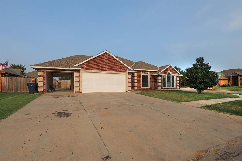 15816 Stepping Stone LN, Oklahoma City, OK 73170