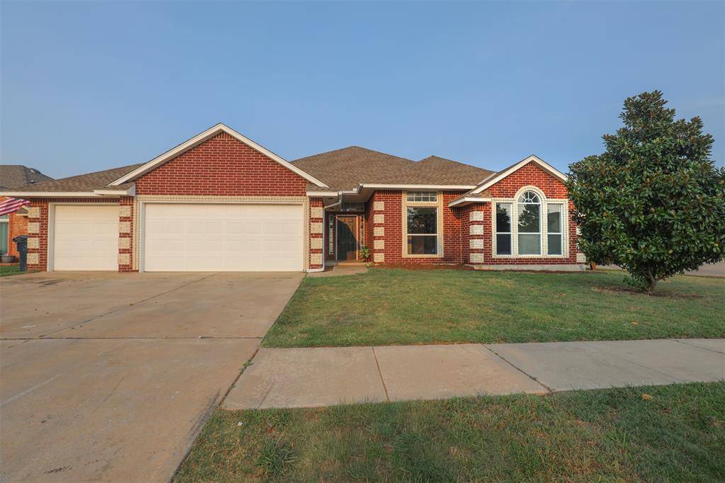 15816 Stepping Stone LN, Oklahoma City, OK 73170