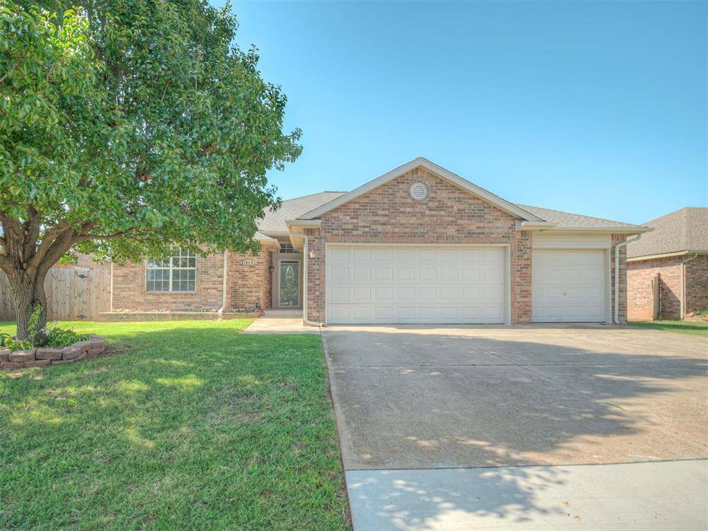1800 Fairmont LN, Edmond, OK 73013