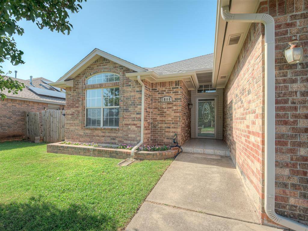 1800 Fairmont LN, Edmond, OK 73013