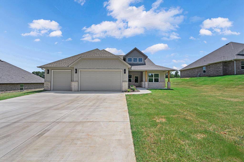 151 Canyon Creek LN, Guthrie, OK 73044