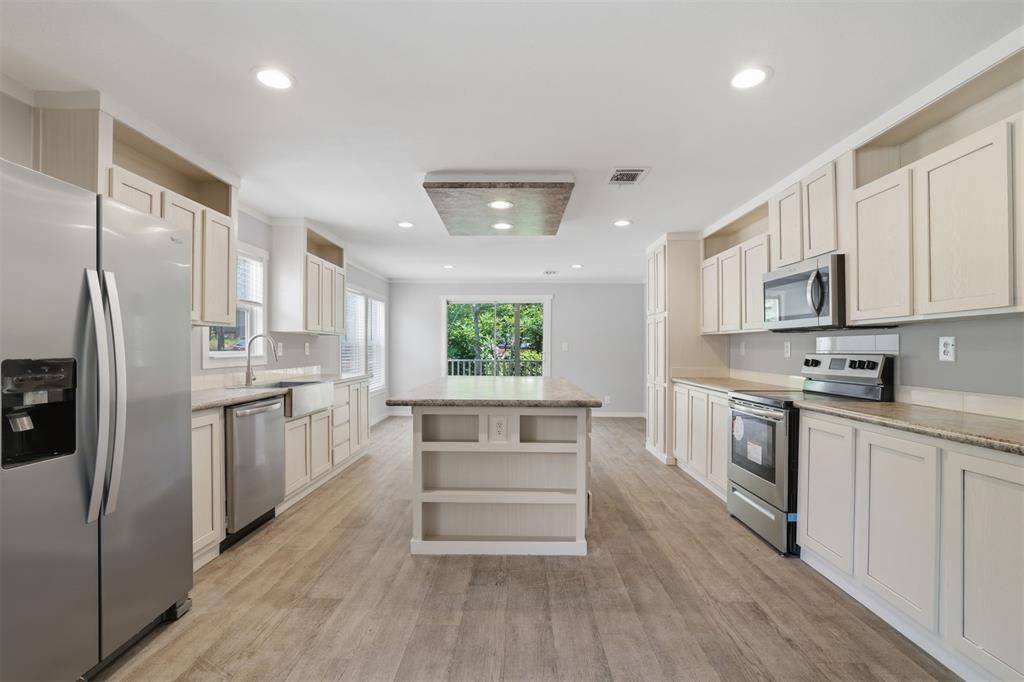 381 S Ridge RD, Crowder, OK 74430