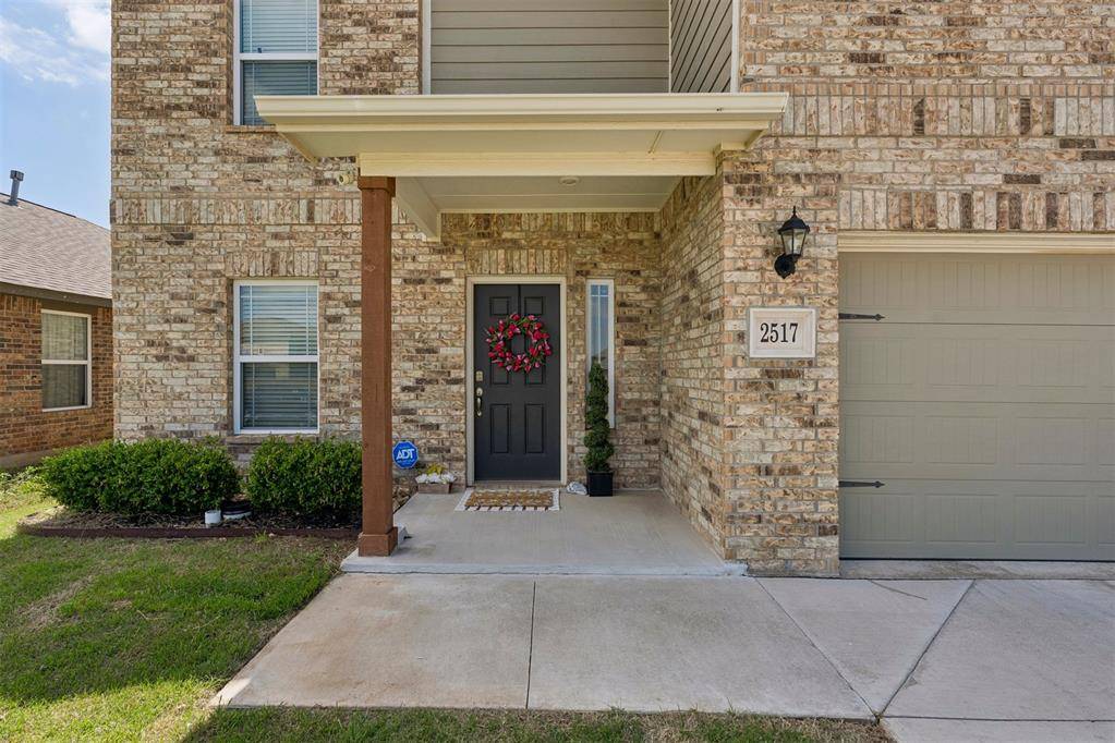 2517 Scarlet LN, El Reno, OK 73036