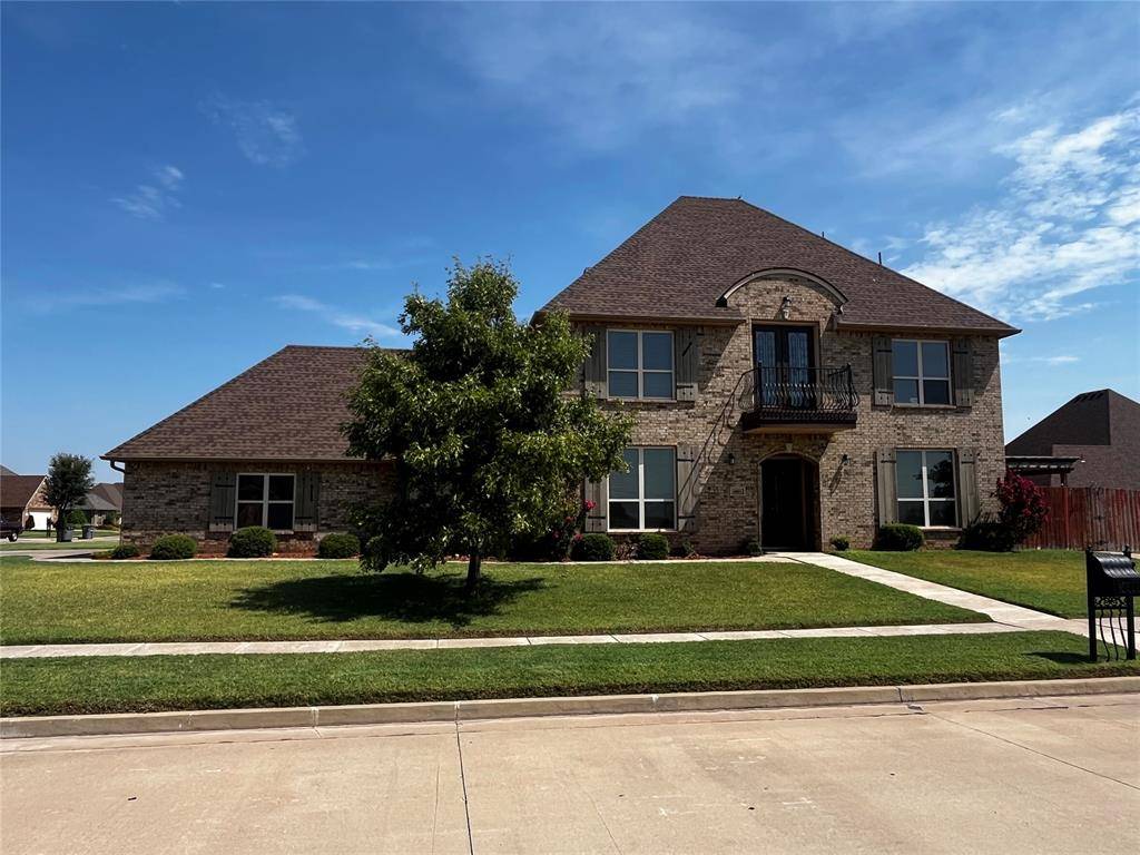 6803 SW Woodstock AVE, Lawton, OK 73505