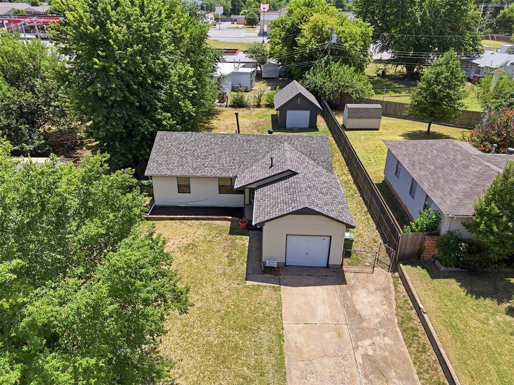 102 Belisle AVE, Yukon, OK 73099