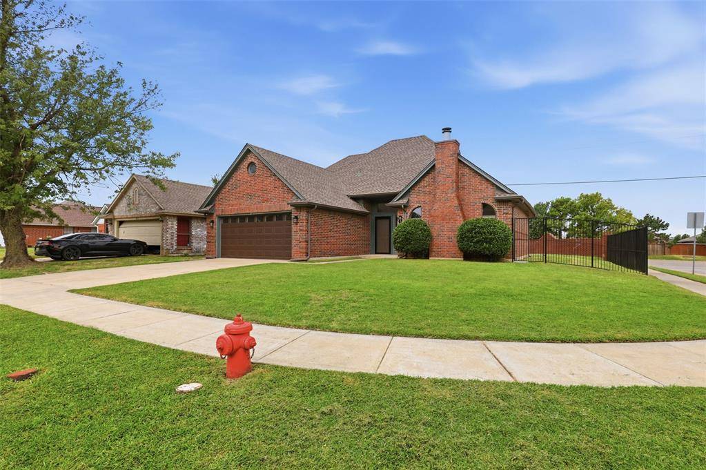 8101 Timothy LN, Oklahoma City, OK 73135
