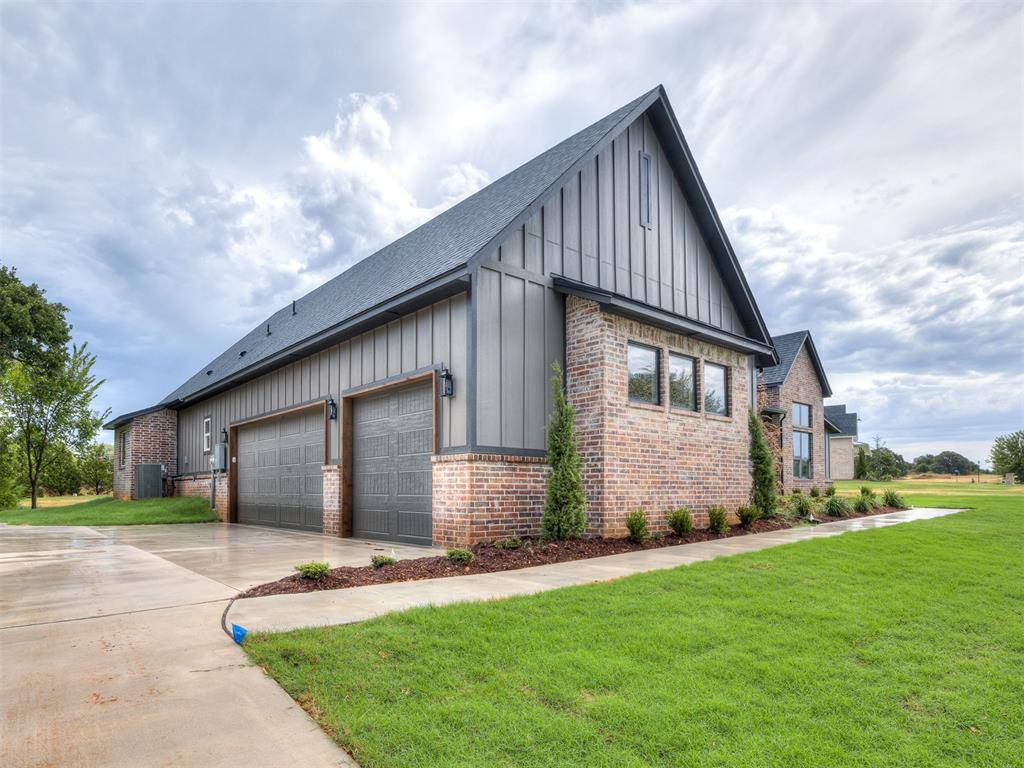 14117 North Ridge DR, Choctaw, OK 73020