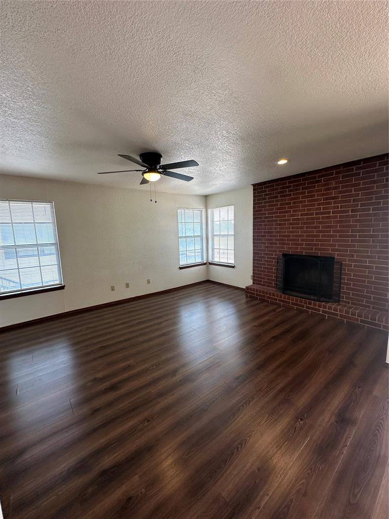 4400 Hemingway DR #207, Oklahoma City, OK 73118