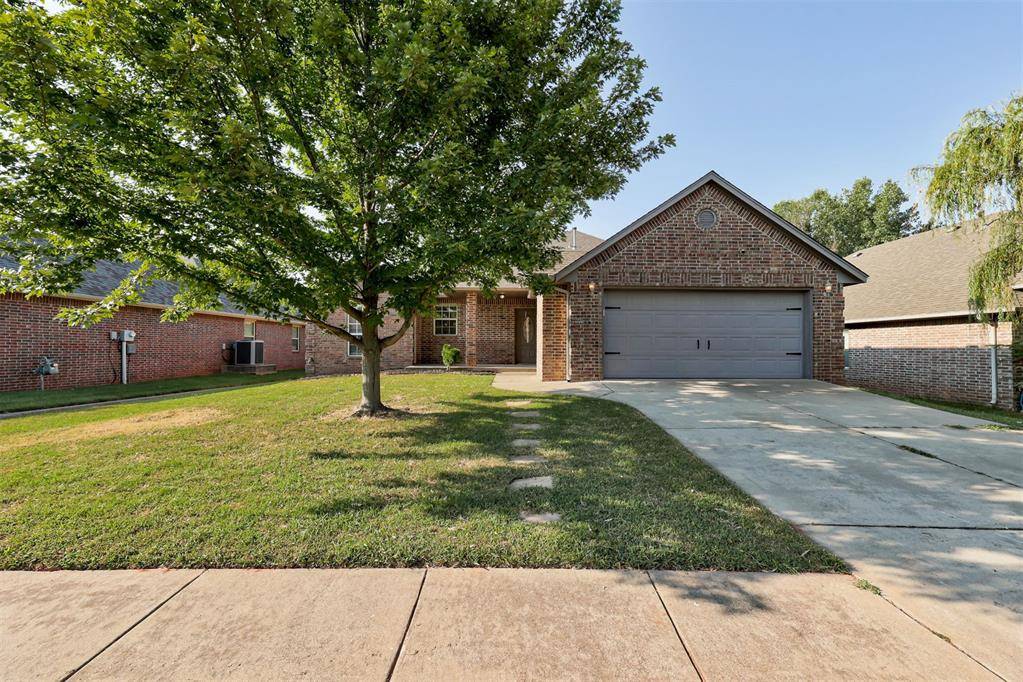 1716 Kamber TER, Edmond, OK 73003