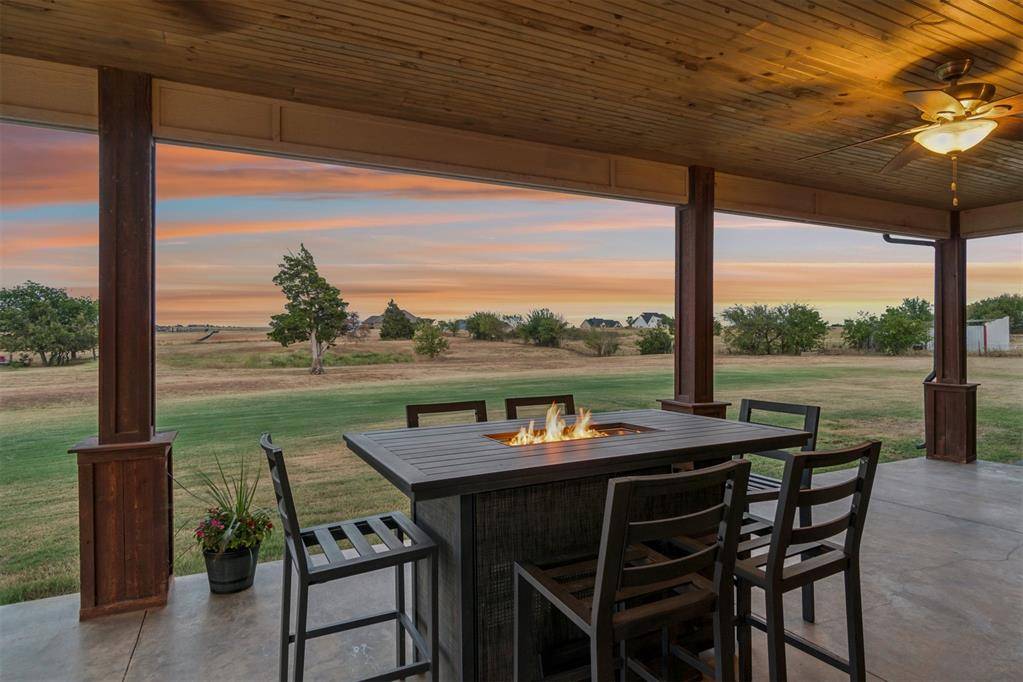 1316 NW Moffat RD, Piedmont, OK 73078
