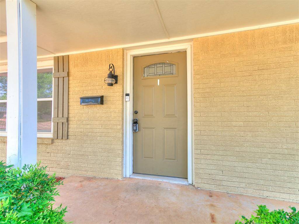 808 Del Haven DR, Del City, OK 73115