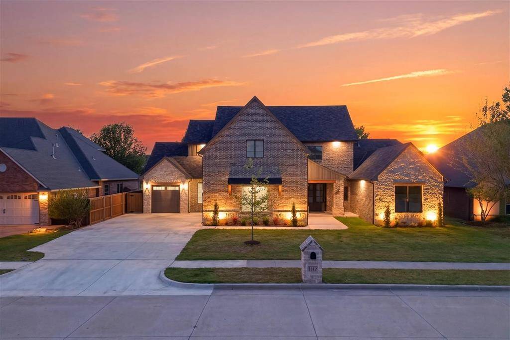 1012 Trisha LN, Norman, OK 73072