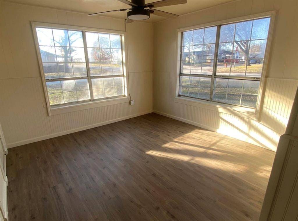 800 S 2nd ST, Davis, OK 73030