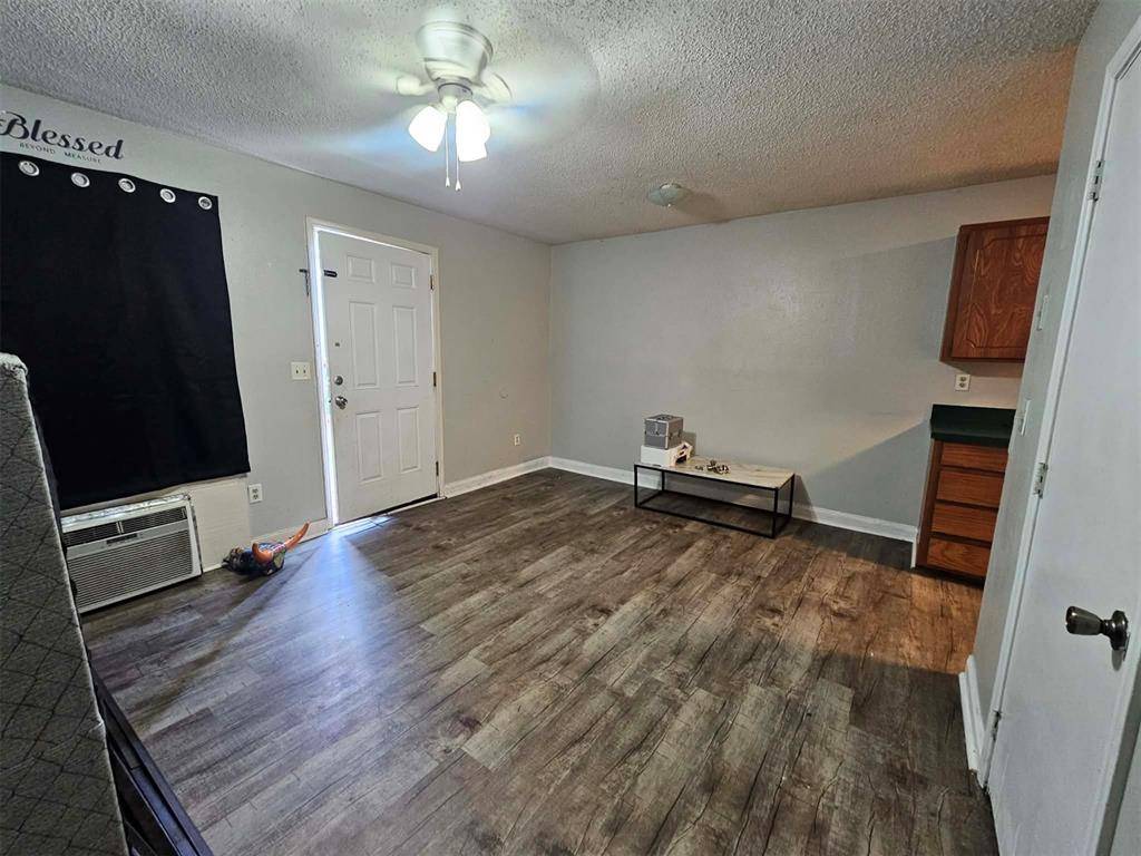 906 NW A ST, Ardmore, OK 73401