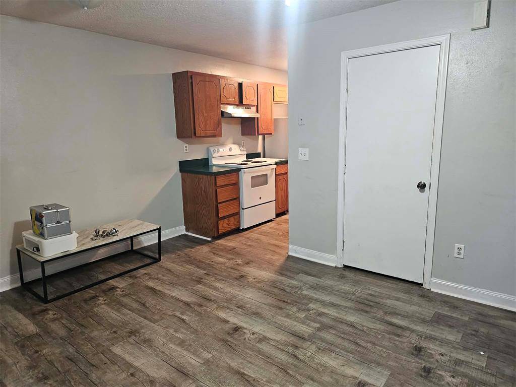 906 NW A ST, Ardmore, OK 73401