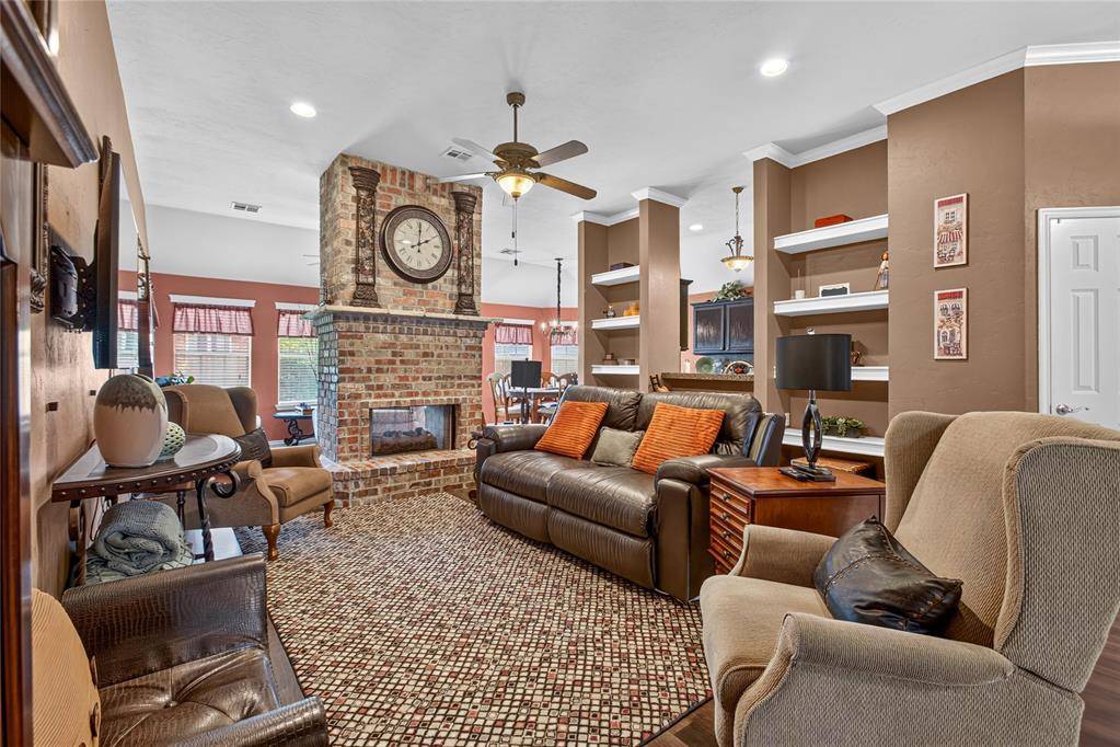 17500 Zinc DR, Edmond, OK 73012
