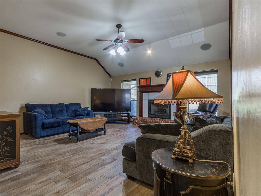 932 NW 171st PL, Edmond, OK 73012