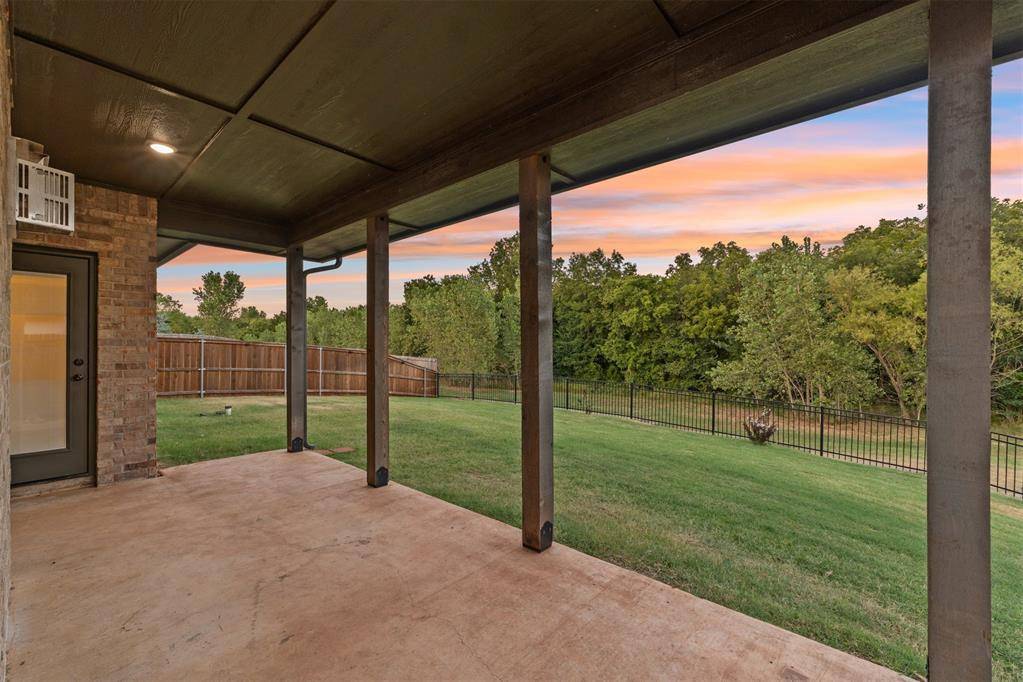 4300 Luke LN, Edmond, OK 73034