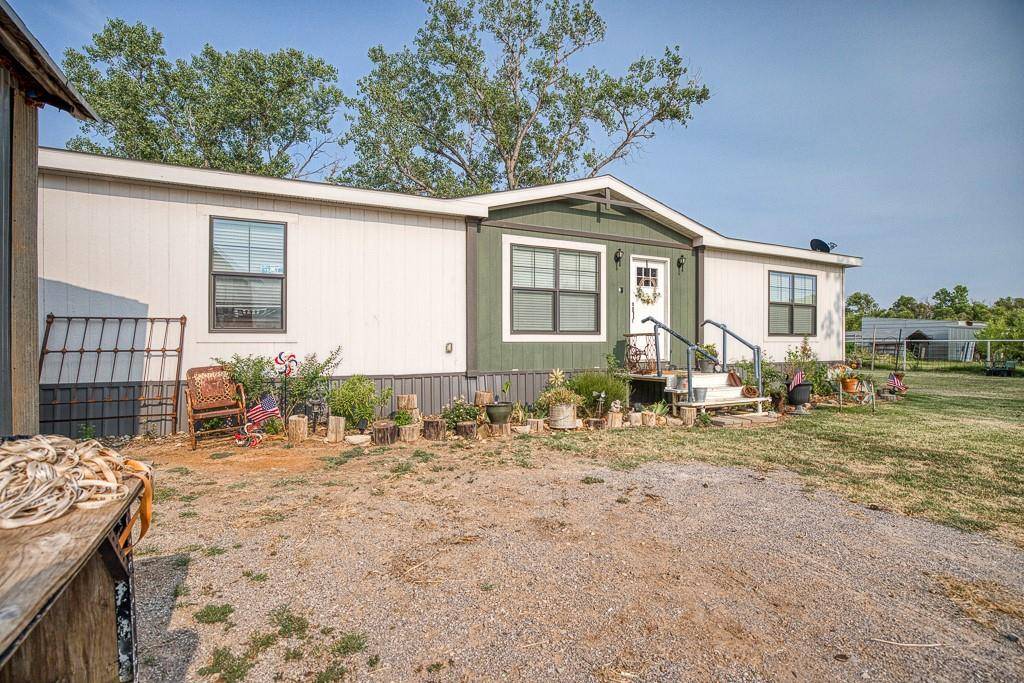 19297 N 2810 RD, Kingfisher, OK 73750