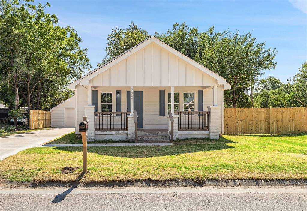 220 N M AVE, El Reno, OK 73036