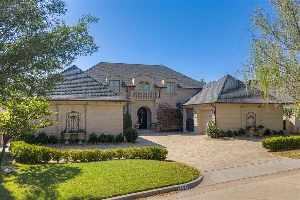 2404 NW Grand Circle CIR, Oklahoma City, OK 73116
