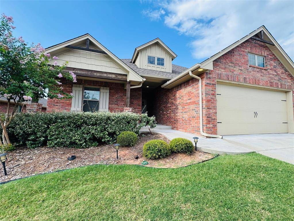 600 Texoma DR, Edmond, OK 73025