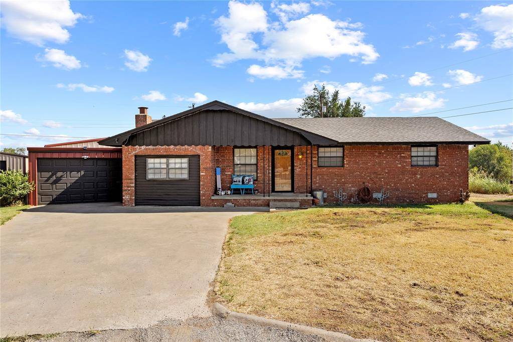 523 Ruth DR, Carnegie, OK 73015