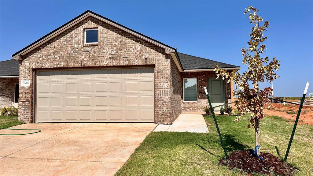 20404 Mule Deer DR, Edmond, OK 73012
