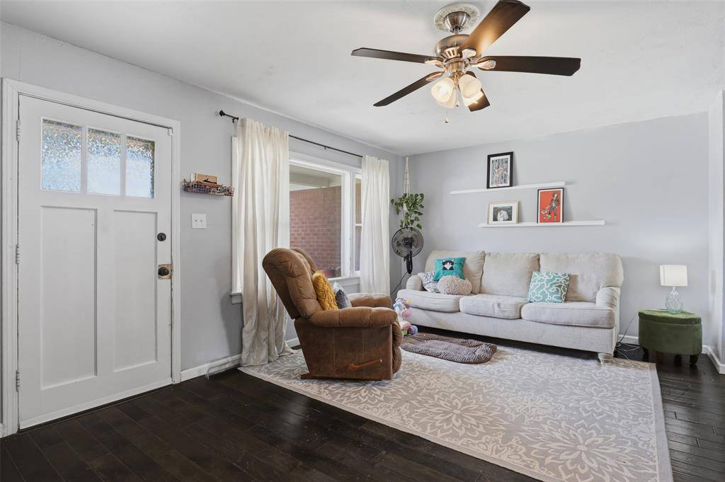 3837 Cashion PL, Oklahoma City, OK 73112