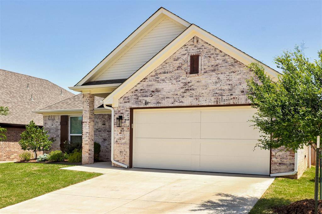 3727 Hardy DR, Norman, OK 73069