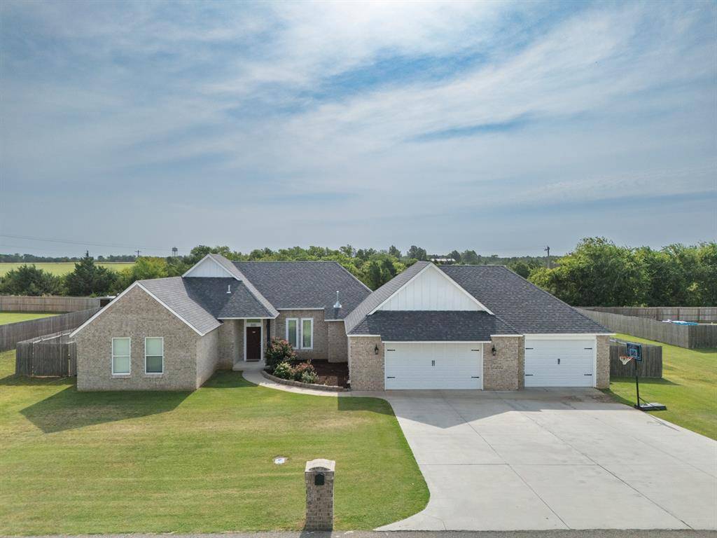8185 Madison AVE, Shawnee, OK 74804