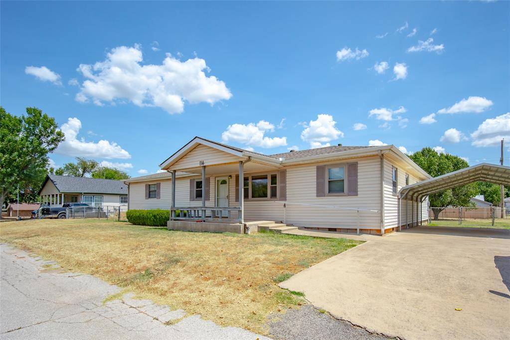 714 N Jefferson AVE, Blanchard, OK 73010