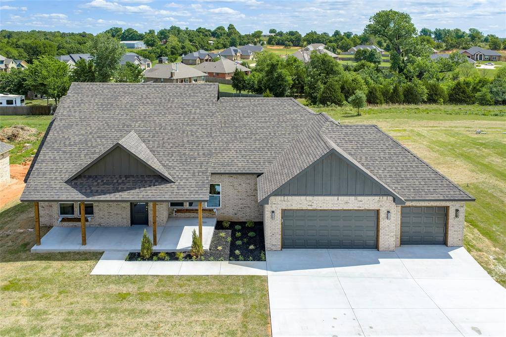 11460 White Tail RDG, Guthrie, OK 73044