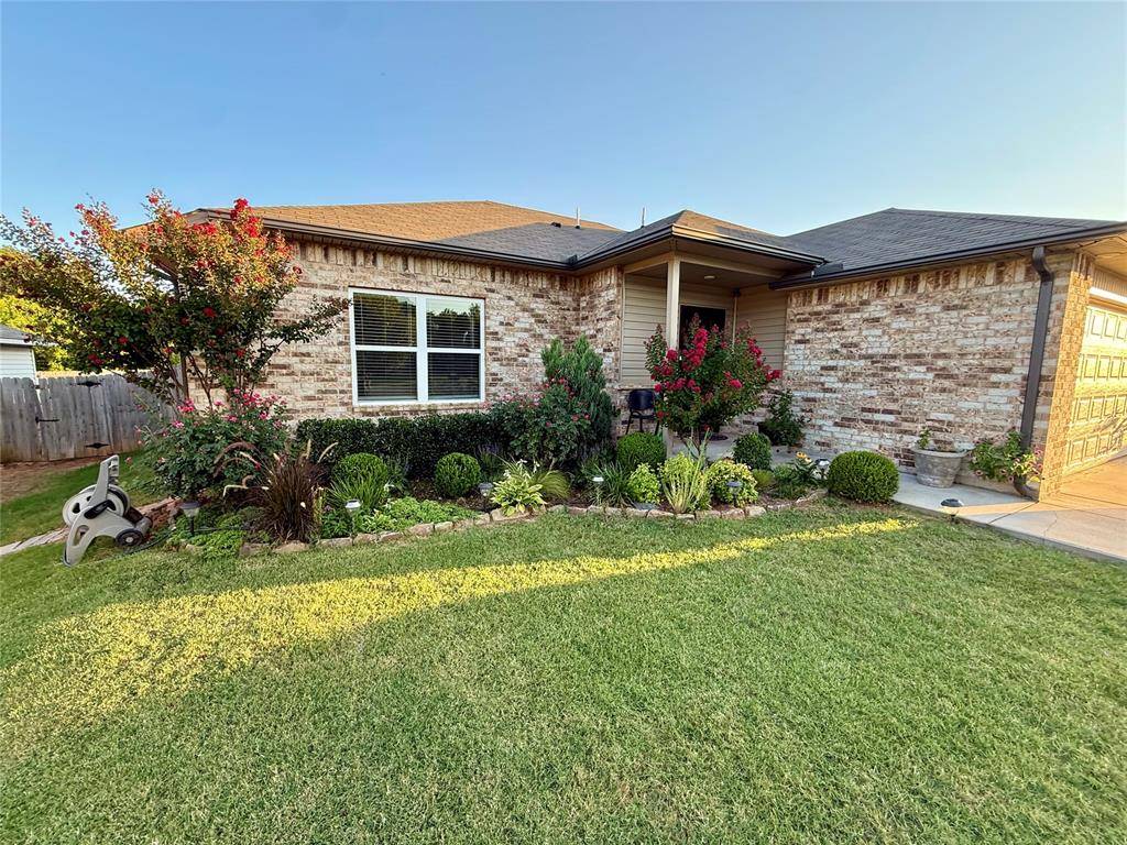 906 River Run DR, Noble, OK 73068