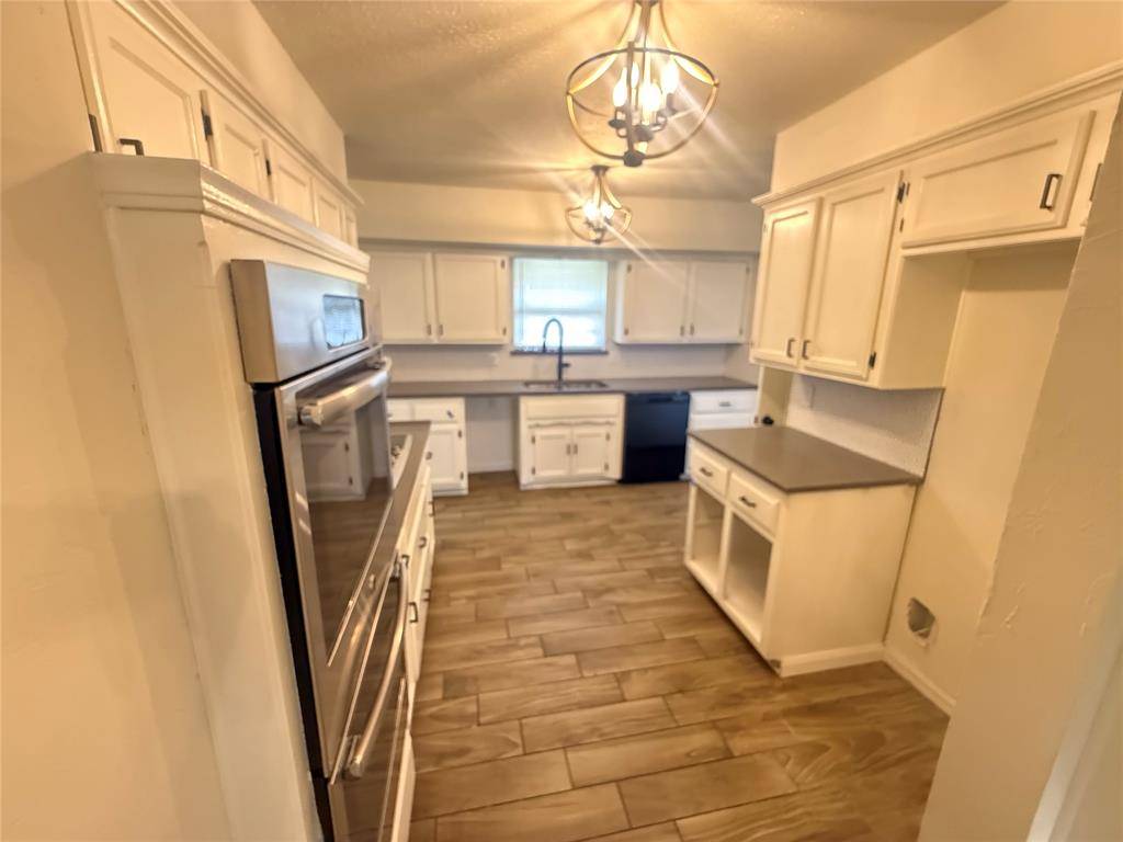 6908 Talbot CT, Oklahoma City, OK 73162