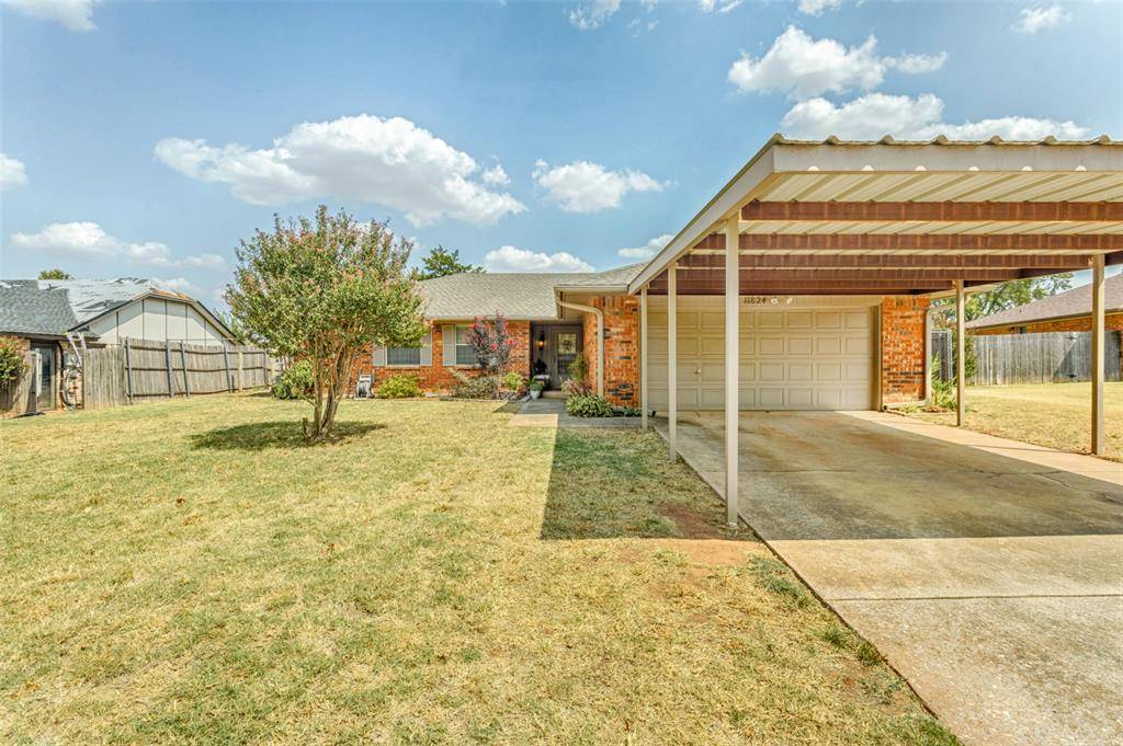 11824 Larkdale DR, Yukon, OK 73099