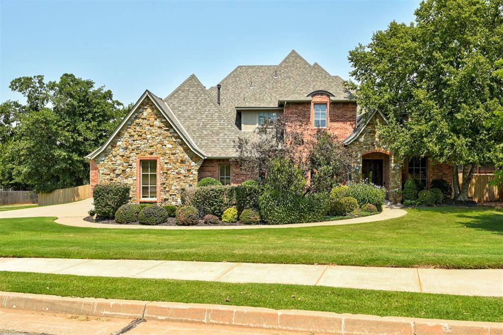 1301 Autumn Creek DR, Edmond, OK 73003