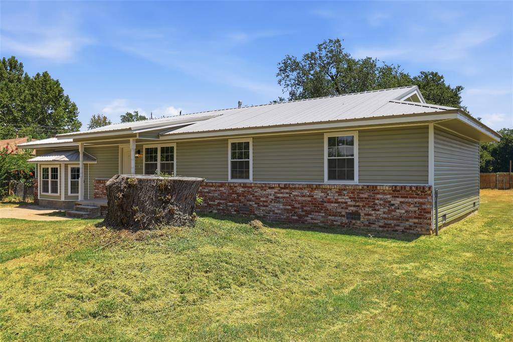 3244 Cox ST, Choctaw, OK 73020