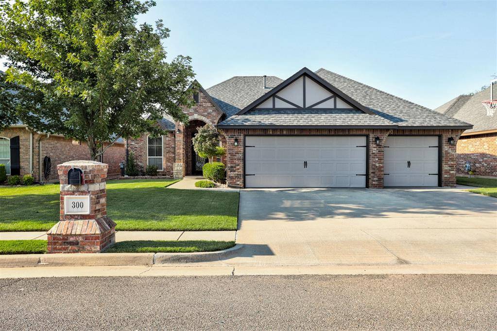 300 SW 173rd ST, Oklahoma City, OK 73170