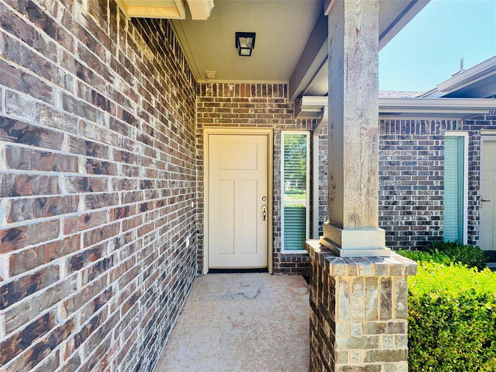 18202 Manera WAY, Edmond, OK 73012