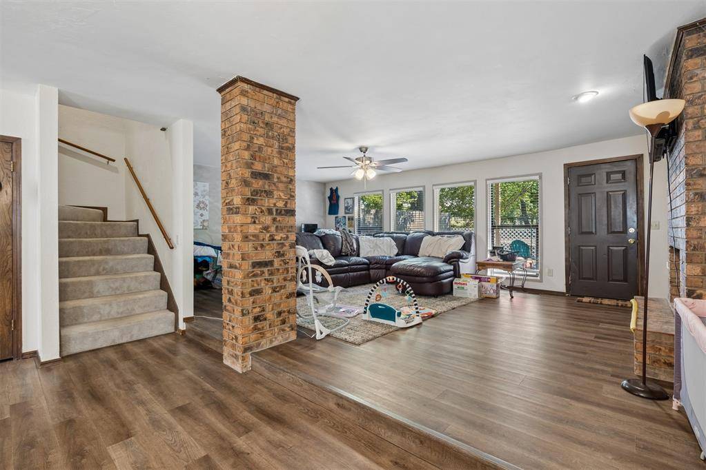 1713 Windhill AVE, Edmond, OK 73034