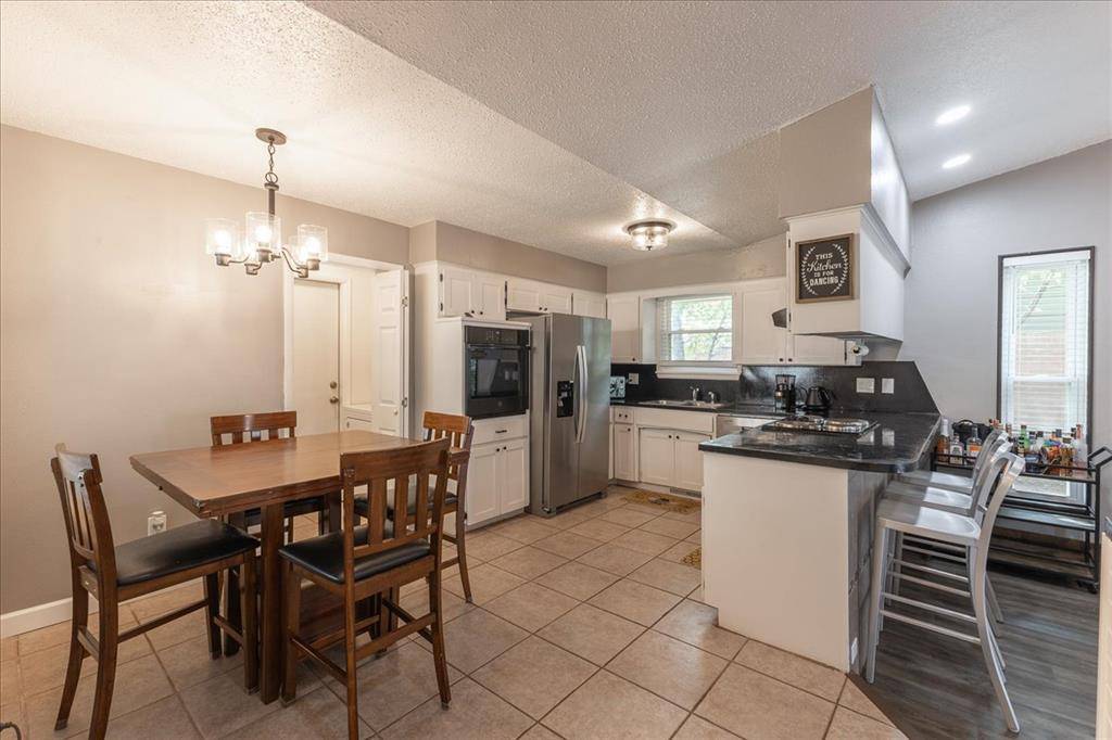 3809 Corbett DR, Del City, OK 73115