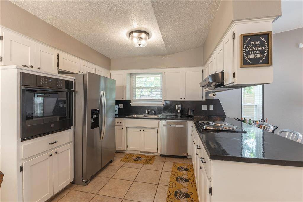 3809 Corbett DR, Del City, OK 73115