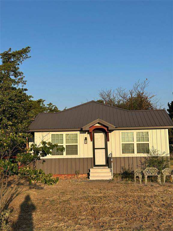 301 S Dunn ST, Roosevelt, OK 73564