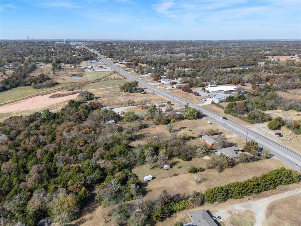 12560 NE 23 ST, Nicoma Park, OK 73066
